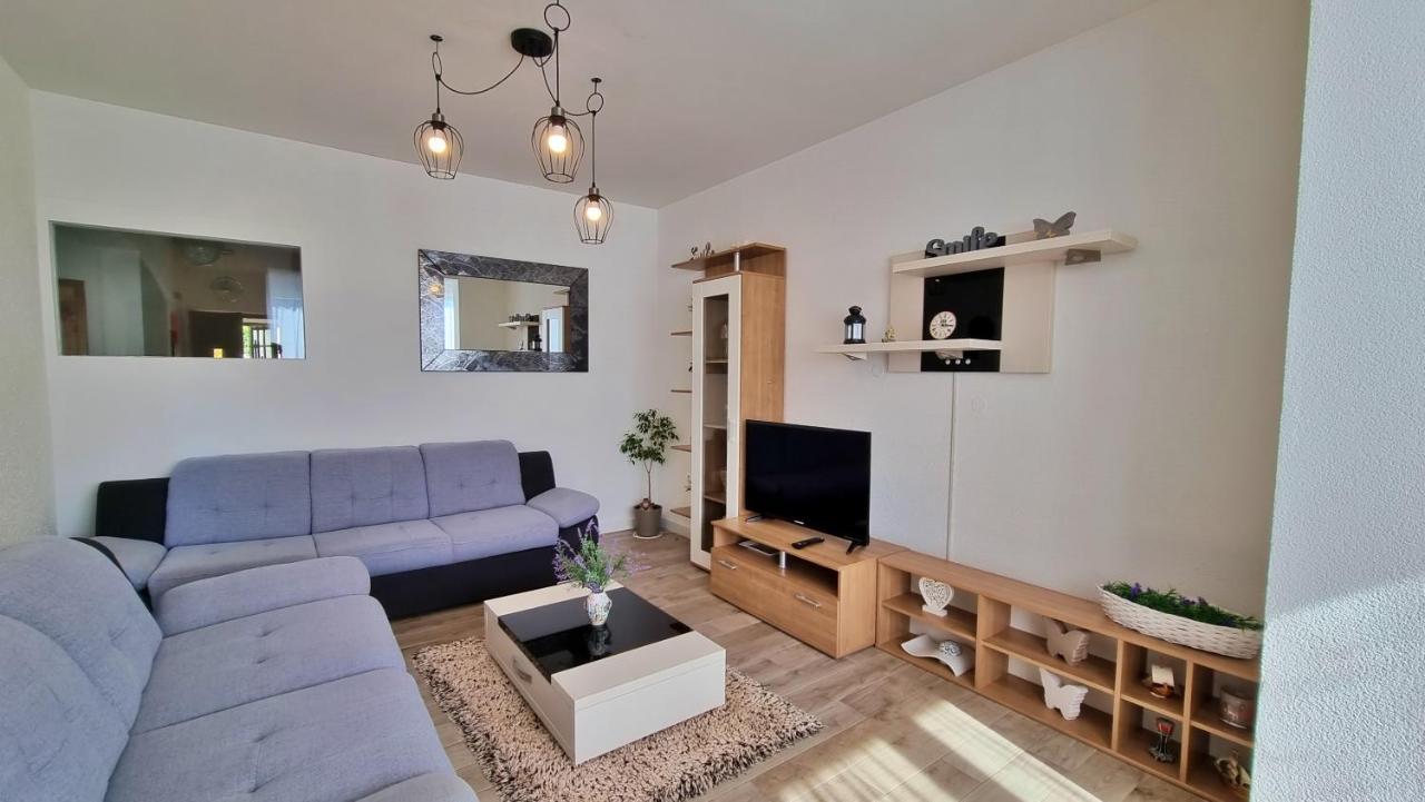 Apartments Slado Omis Ngoại thất bức ảnh