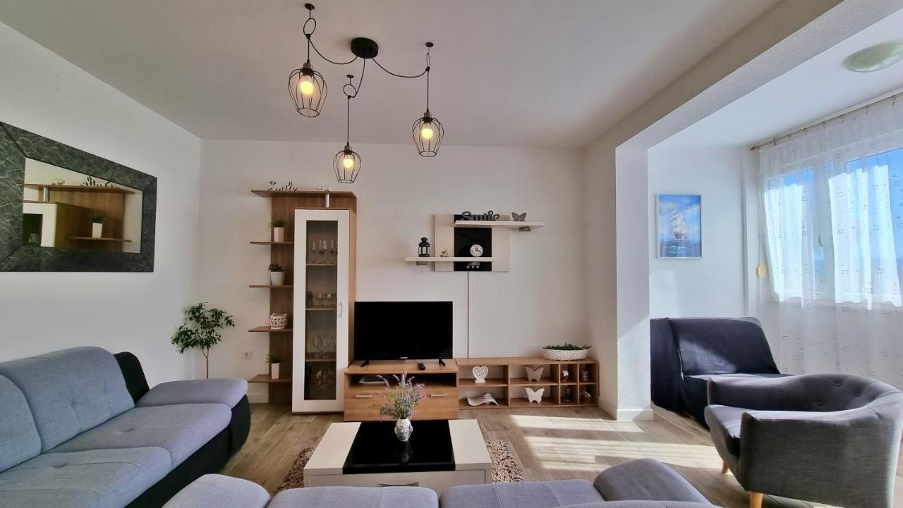 Apartments Slado Omis Ngoại thất bức ảnh