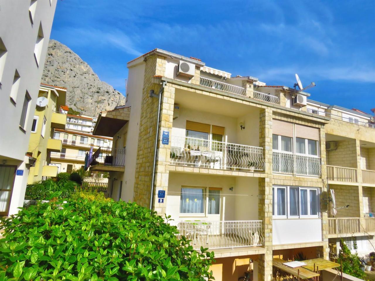 Apartments Slado Omis Ngoại thất bức ảnh